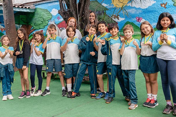 Olimpada Canguru de Matemtica - Colgio Le Perini. Educao Infantil e Ensino Fundamental. Indaiatuba, SP