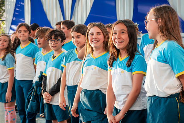 Um dia inesquecvel com o papai - Colgio Le Perini. Educao Infantil e Ensino Fundamental. Indaiatuba, SP