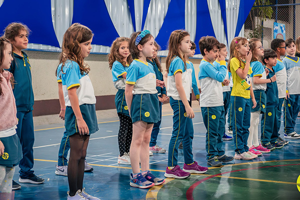 Um dia memorvel - Colgio Le Perini. Educao Infantil e Ensino Fundamental. Indaiatuba, SP