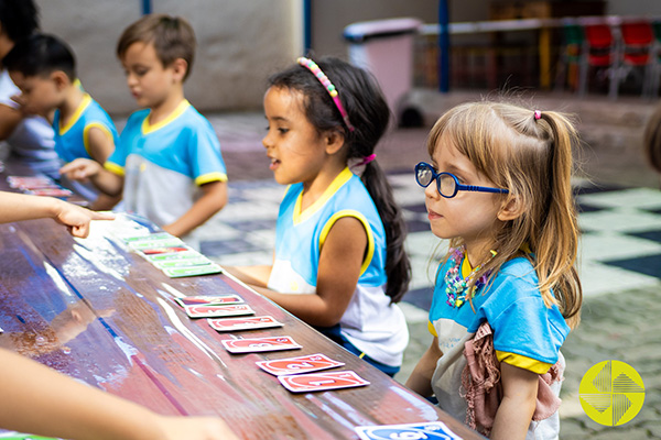 Nmero-quantidade - Colgio Le Perini. Educao Infantil e Ensino Fundamental. Indaiatuba, SP