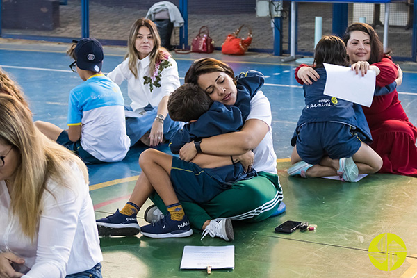 Feliz Dia das Mes - FUNDAMENTAL - quarta, quinta e sexta-feira - Colgio Le Perini. Educao Infantil e Ensino Fundamental. Indaiatuba, SP