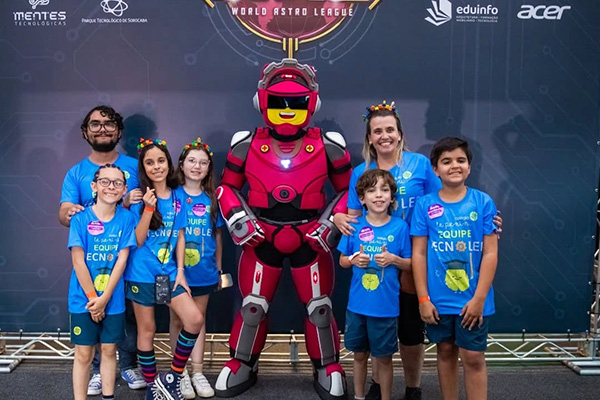WAL - World Astro League - Colgio Le Perini. Educao Infantil e Ensino Fundamental. Indaiatuba, SP