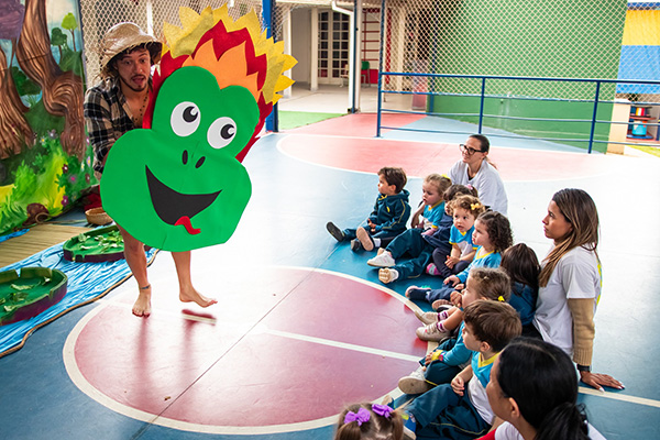 Dia do Folclore - Colgio Le Perini. Educao Infantil e Ensino Fundamental. Indaiatuba, SP