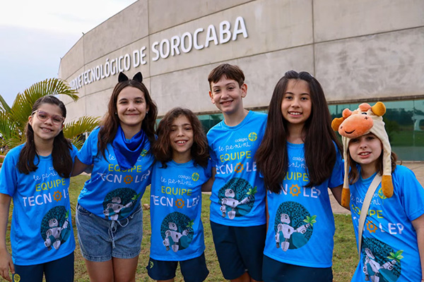 Orgulho que vai muito al�m dos trof�us! - Col�gio Le Perini. Educa��o Infantil e Ensino Fundamental. Indaiatuba, SP