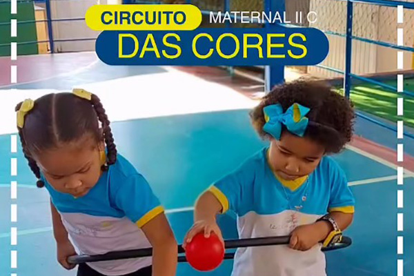 Circuito das Cores - Maternal II - Colgio Le Perini. Educao Infantil e Ensino Fundamental. Indaiatuba, SP