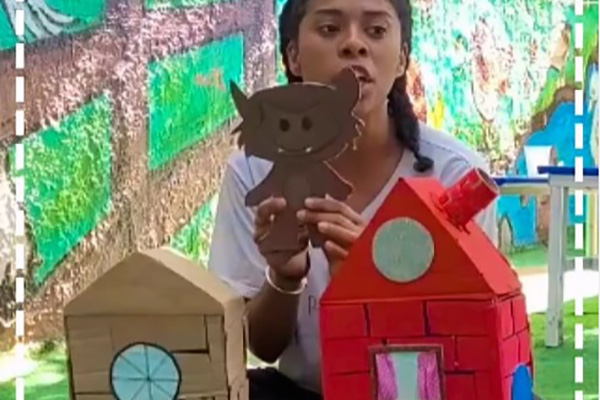 Os Trs Porquinhos - Colgio Le Perini. Educao Infantil e Ensino Fundamental. Indaiatuba, SP