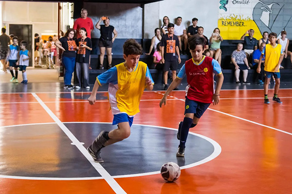 Encontro Esportivo - Ensino Fundamental - Col�gio Le Perini. Educa��o Infantil e Ensino Fundamental. Indaiatuba, SP