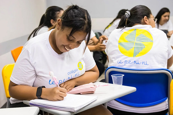 Construindo experi�ncias com prop�sito - Col�gio Le Perini. Educa��o Infantil e Ensino Fundamental. Indaiatuba, SP